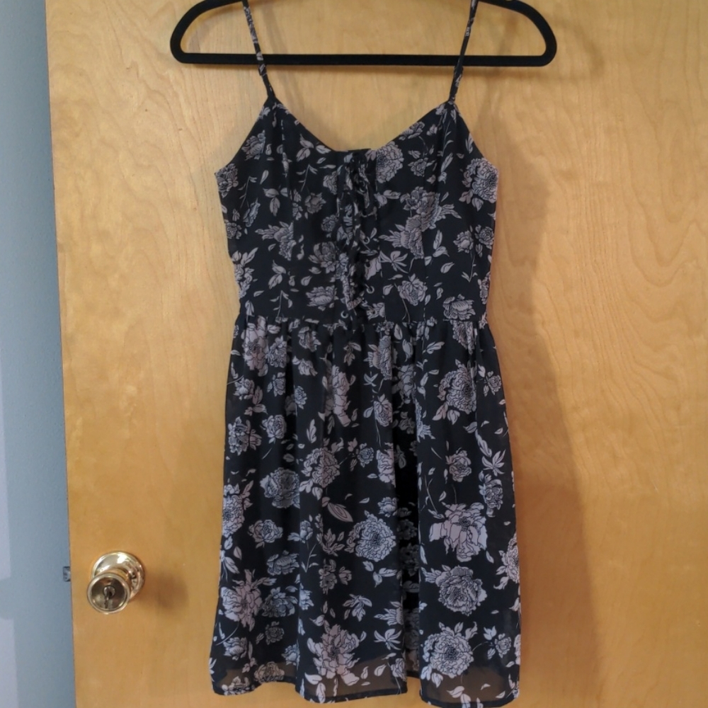 Last day to buy! New Look floral sundress